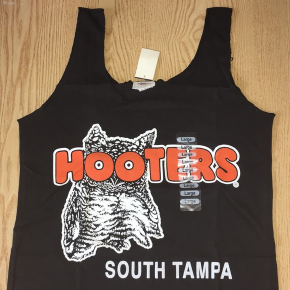 hooters tank